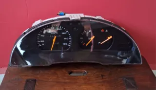 Velocímetro Nissan Vanette