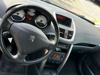 Peugeot 207 2006
