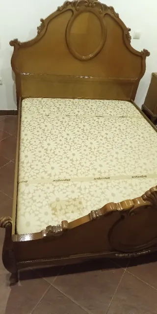 Cama de matrimonio estilo época 135x200