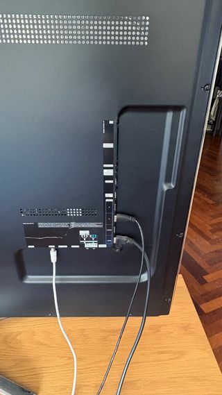 Televisión Samsung Smart TV 55” + opción mueble