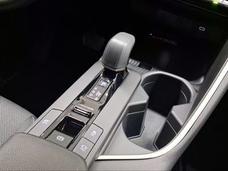 Toyota C-HR 1.8 Spirit Hybrid 140 Skyview