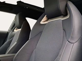 Toyota C-HR 1.8 Spirit Hybrid 140 Skyview