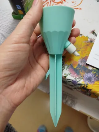 Dispositivo de autorriego para plantas