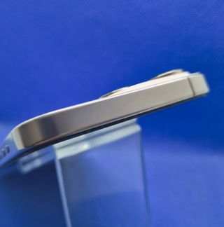 iPhone 16 Pro Max (Somos tienda-Con garantía)