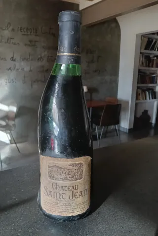 Chateau Saint Jean Reserva 1975 Mont-Ferrant