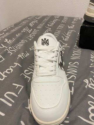 Zapatillas Amiri Blancas y Grises