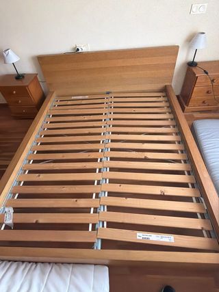Somier de madera grande