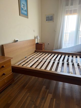 Somier de madera grande