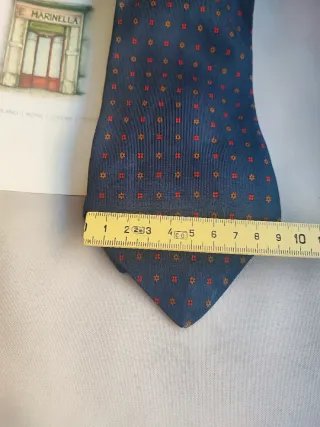 Cravatta E. Marinella blu con pois rossi