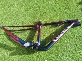 CANYON LUX 29 CF SLX 9.0 Cuadro  de carbono