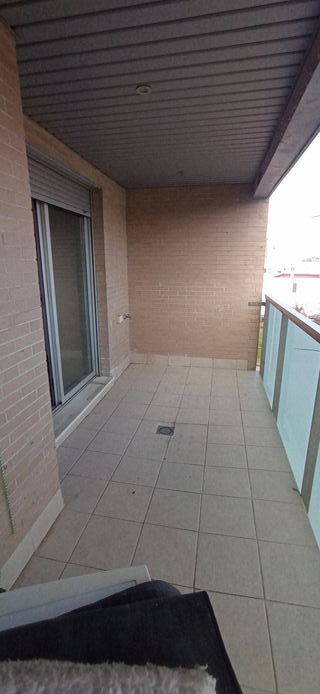Se vende piso en Campus de la Salud en Granada.