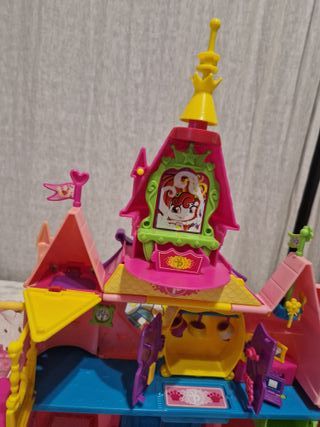 Castillo Princesas Pinypon con figuras y extras