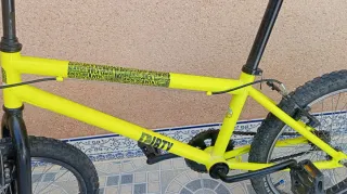 Bicicleta BMX Dirty Verde Fosforito