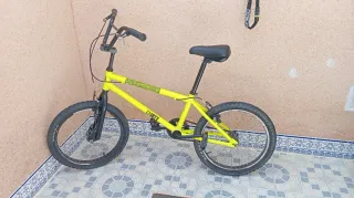 Bicicleta BMX Dirty Verde Fosforito