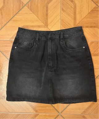 Falda vaquera negra talla L