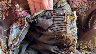 Falda adamascada marrón y multicolor