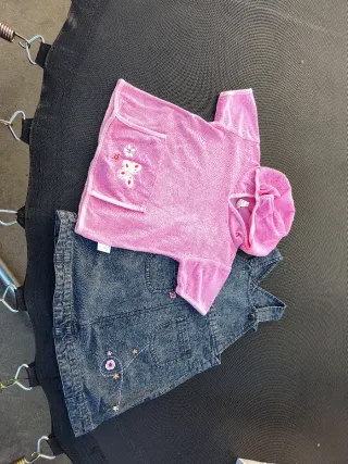 Vestido 18 meses y camiseta toalla