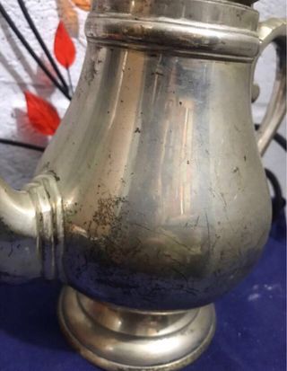 Jarra metálica vintage años 70