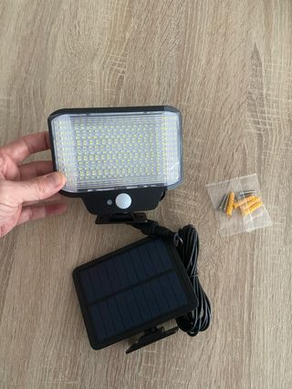 4 Luces Solares LED Nuevas
