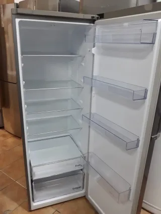 Solo nevera beko + Garantía+ transporte