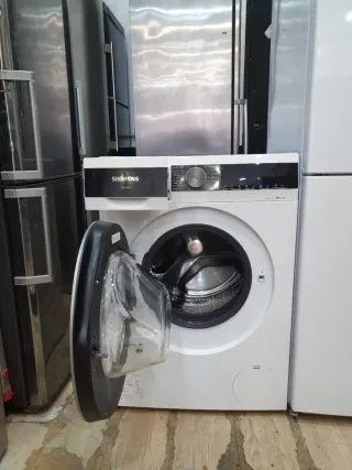 Nevera Corberó y Lavadora Siemens