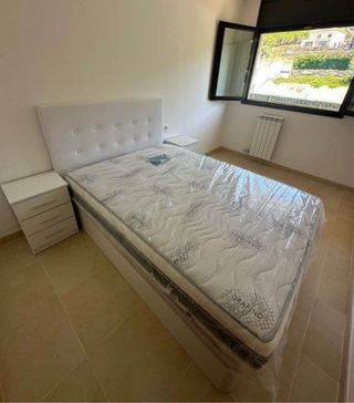 Canapé abatible marrón