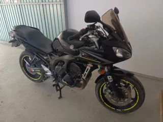 Yamaha Fazer S2 600 Negra