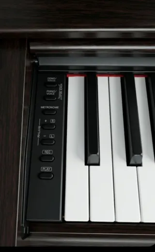 Piano Digital Yamaha Arius - ¡Como Nuevo!