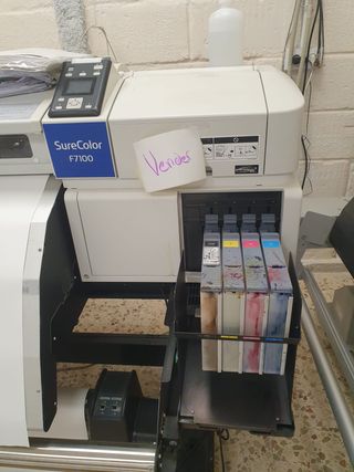 Plotter Sublimación Epson SureColor SC-F7100 64