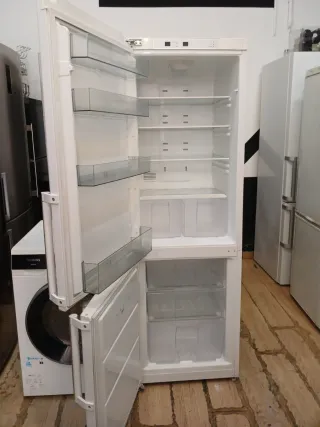 Nevera Corbero y Lavadora Siemens