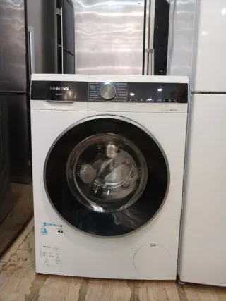 Nevera Corbero y Lavadora Siemens