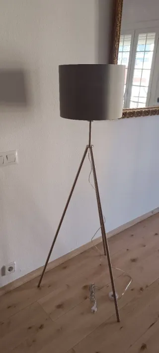 Lámpara de pie EGLO Scigliati gris