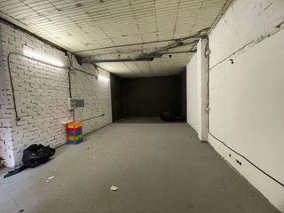 Local comercial en alquiler en Salvador Allende en Zaragoza