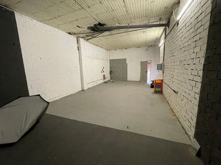 Local comercial en alquiler en Salvador Allende en Zaragoza