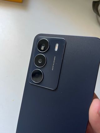 Realme 14x 256gb (Precio negociable)