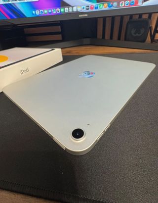 Apple iPad 11ª Gen Plata