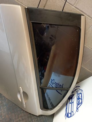 MITSUBISHI LANCER PUERTA TRASERA IZQUIERDA 2010