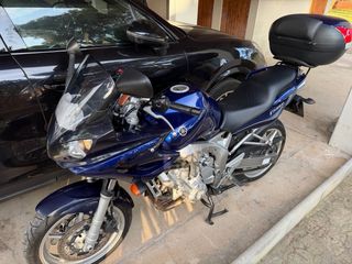 Yamaha Fazer 600 - 2005 - 14.500  km