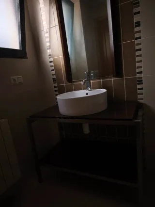 Mueble de baño madera y metal