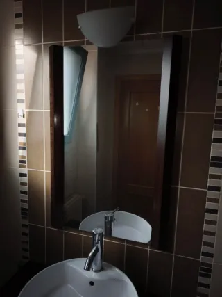 Mueble de baño madera y metal