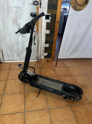 Patinete Eléctrico Negro