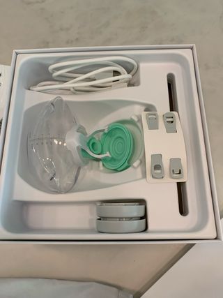 Sacaleches Elvie con embudo extra