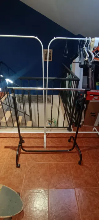 2 Percheros Ropa IKEA Blanco Metal