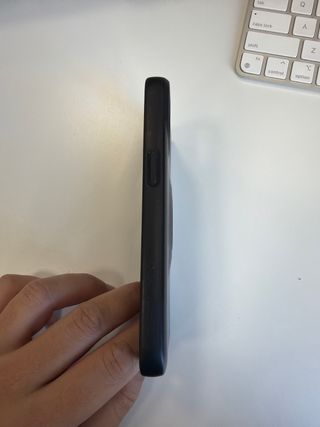 Funda QuadLock iPhone 13 Pro Negra