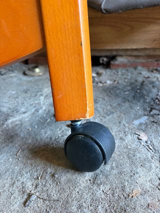 Cuna de madera para bebé