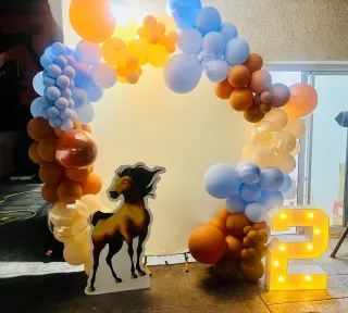 Arco orgánico globos fiesta