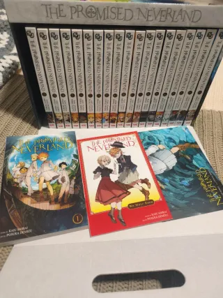 The Promised Neverland Complete Box Set: Includ...