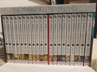 The Promised Neverland Complete Box Set: Includ...