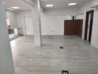 Local comercial en alquiler en San Mamés - La Palomera en León