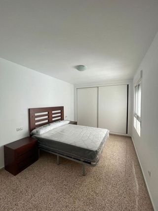 Piso en alquiler en Ensanche - Diputación en Alicante